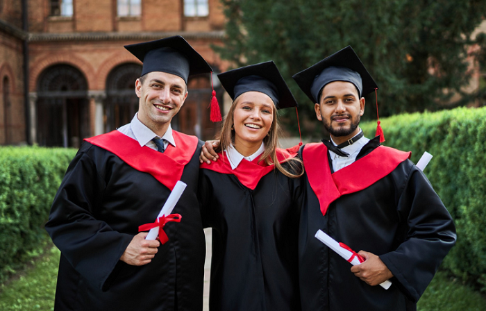 تحصیل رایگان در انگلیس 